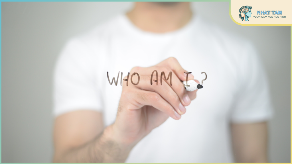 Nter nghĩ gì: Mình bị mắc kẹt trong khủng hoảng hiện sinh